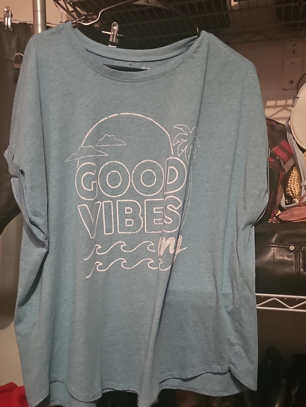 Tetta & Sky Good Vibes Graphic Tee - Blue